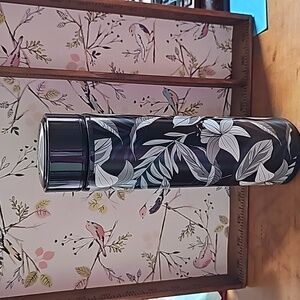 Lug Chuggie Lily print